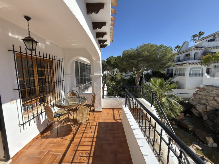 Town House for Sale in Villamartin, Alicante 12