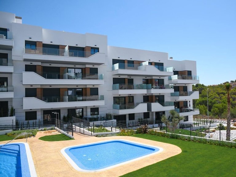Apartment for Sale in Villamartin, Alicante 1