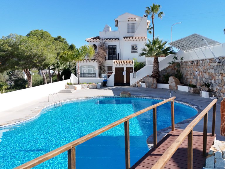 Town House for Sale in Villamartin, Alicante 4