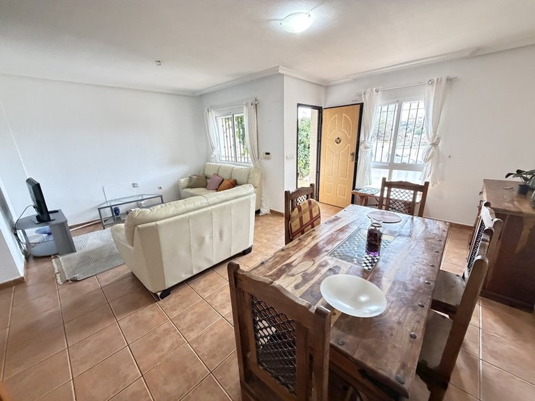 Villa for Sale in Cabo Roig, Alicante 5