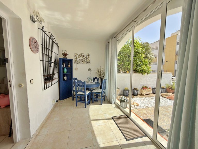 Town House for Sale in Villamartin, Alicante 4