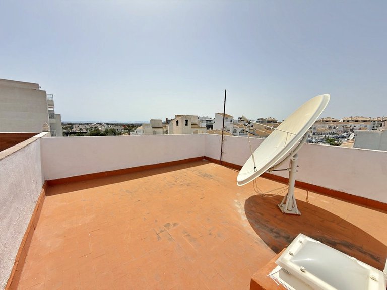 Town House for Sale in Villamartin, Alicante 28