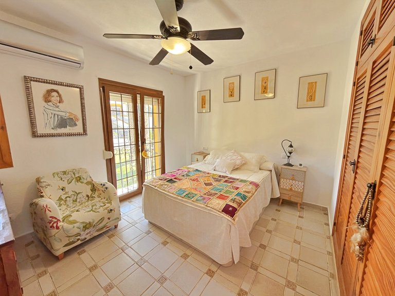 Town House for Sale in Villamartin, Alicante 24