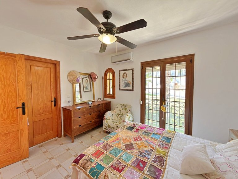 Town House for Sale in Villamartin, Alicante 26