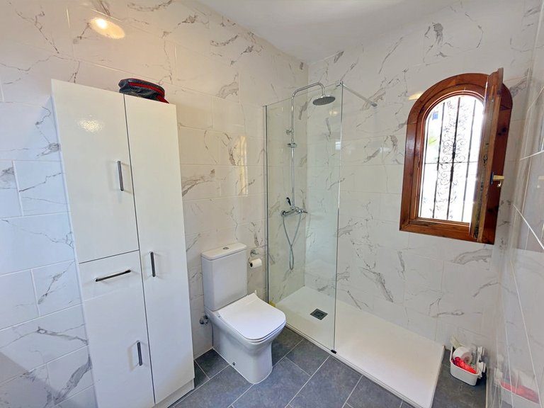 Town House for Sale in Villamartin, Alicante 27