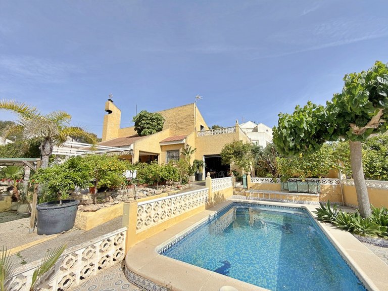 Villa for Sale in San Miguel De Salinas, Alicante 4