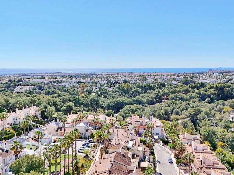 Town House for Sale in Villamartin, Alicante 36