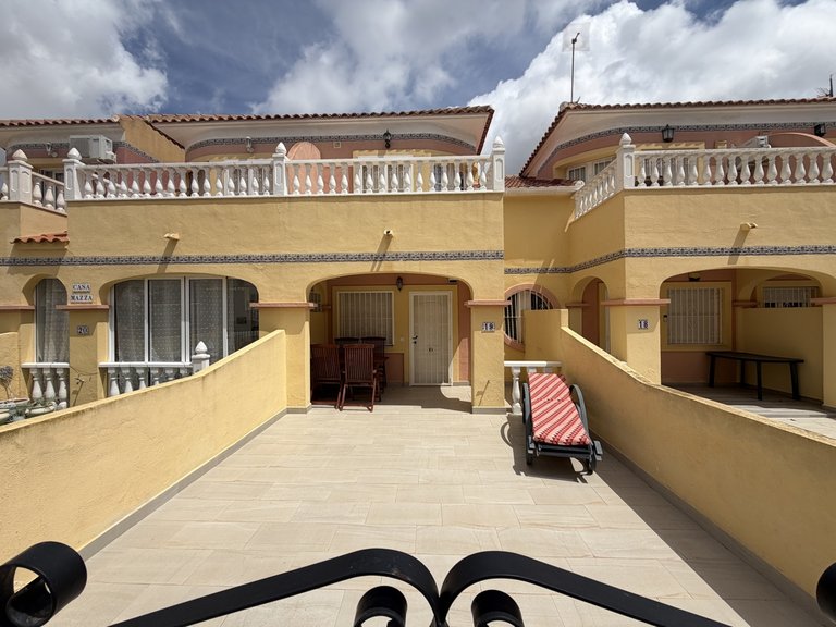 Town House for Sale in Villamartin, Alicante 1
