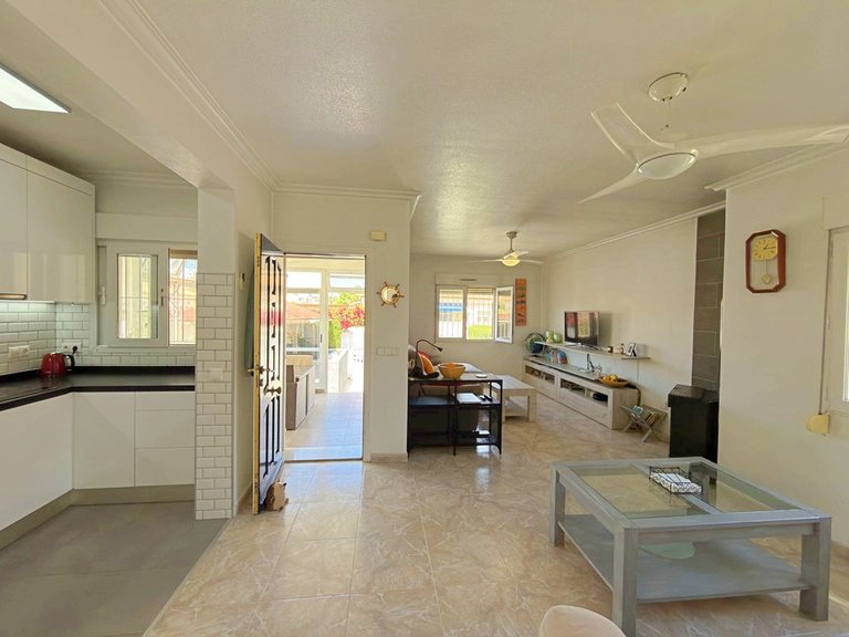 Villa for Sale in La Zenia, Alicante 19