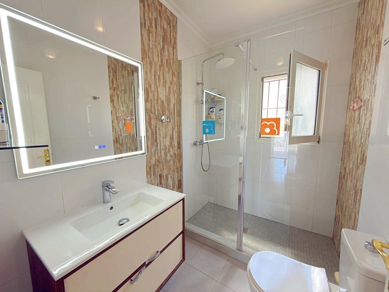 Villa for Sale in La Zenia, Alicante 23
