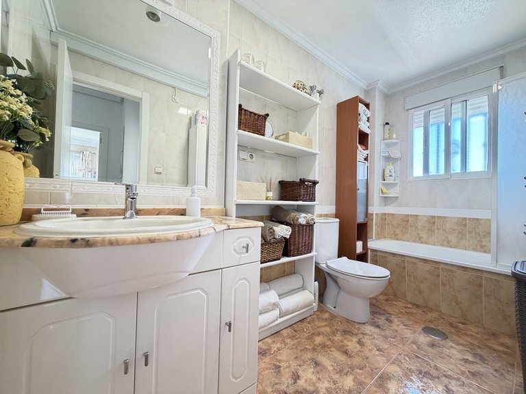 Town House for Sale in Cabo Roig, Alicante 20