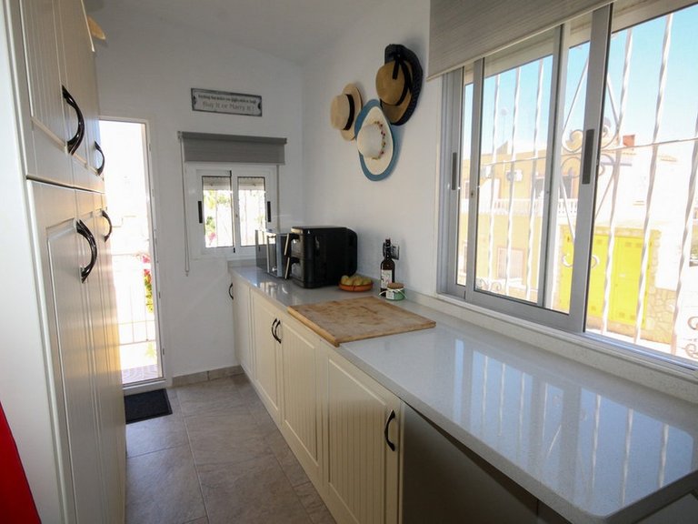 Town House for Sale in Villamartin, Alicante 15