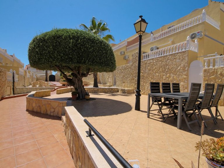 Town House for Sale in Villamartin, Alicante 8