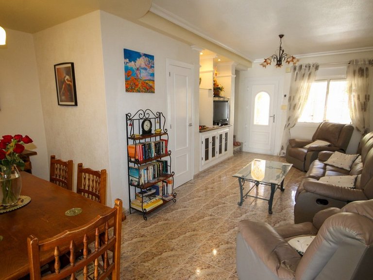 Town House for Sale in Villamartin, Alicante 11