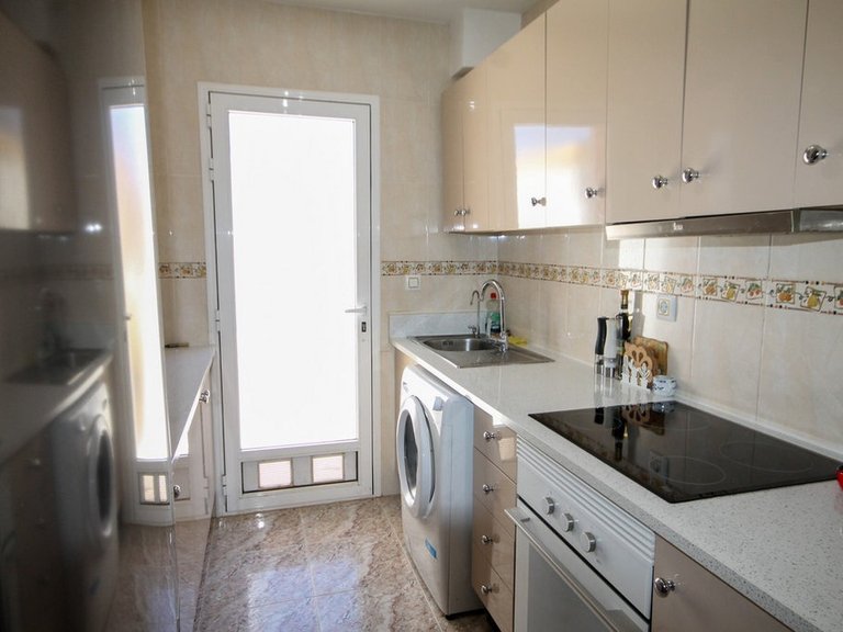 Town House for Sale in Villamartin, Alicante 15