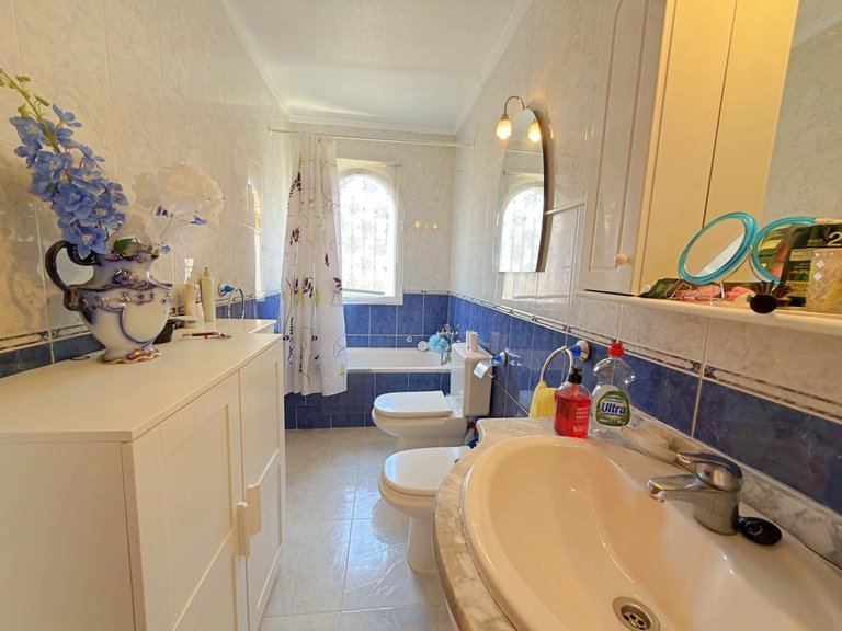Villa for Sale in El Galan, Alicante 17