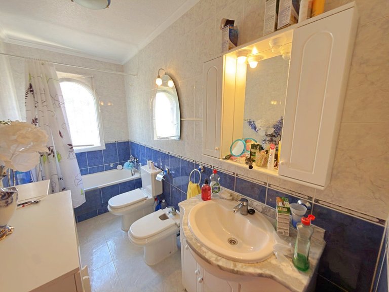 Villa for Sale in El Galan, Alicante 18