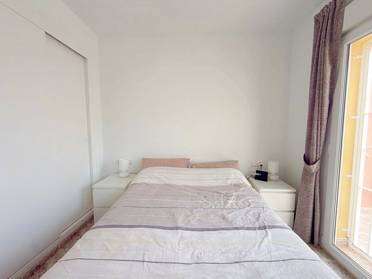 Town House for Sale in Villamartin, Alicante 28