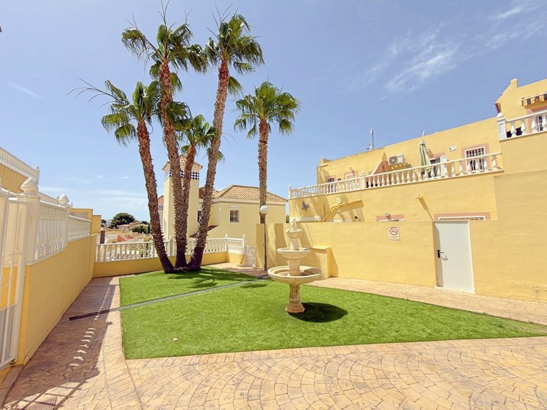 Town House for Sale in Blue Lagoon, Alicante 5