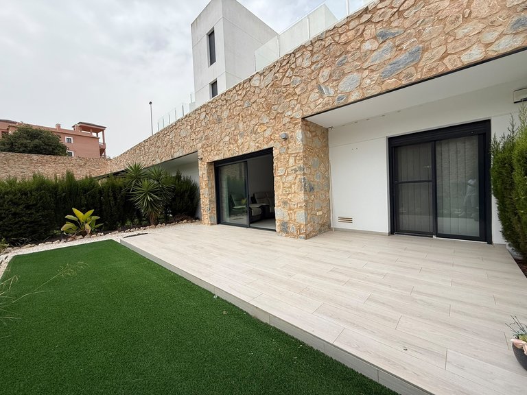 Apartment for Sale in Villamartin, Alicante 7