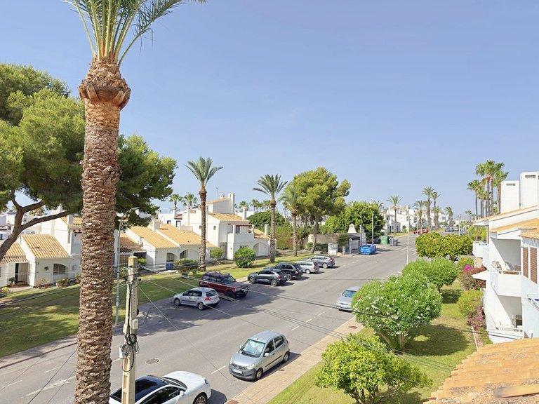 Apartment for Sale in Villamartin, Alicante 34