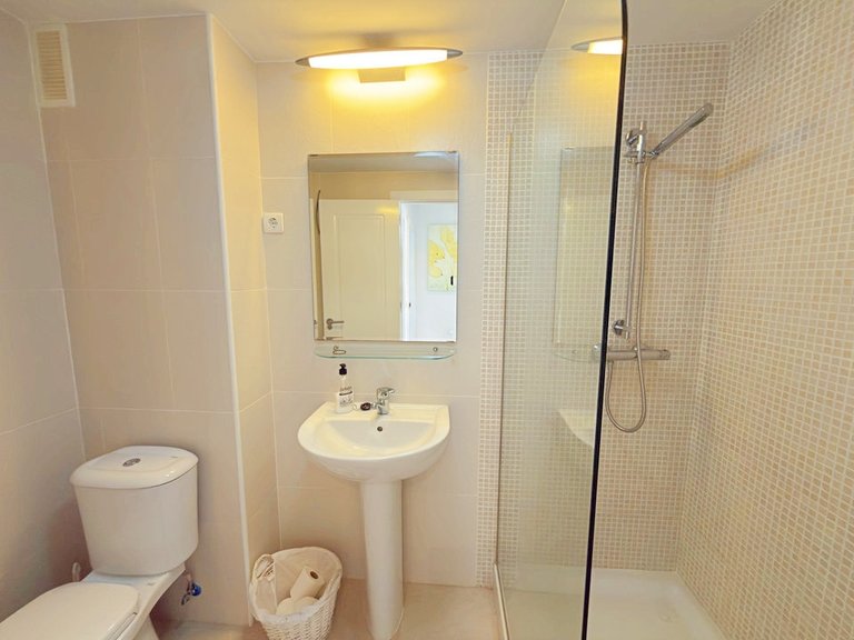 Apartment for Sale in Villamartin, Alicante 18