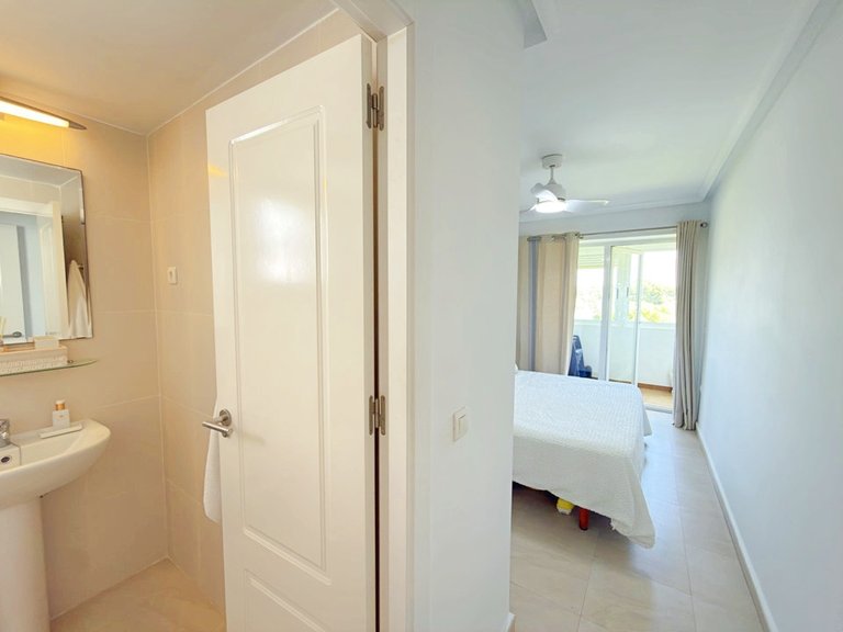 Apartment for Sale in Villamartin, Alicante 23