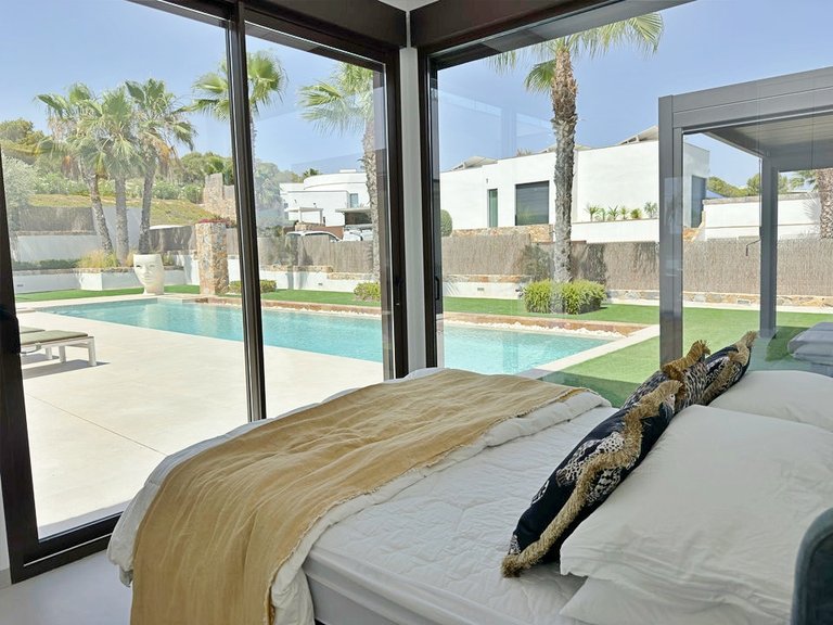 Villa for Sale in Las Colinas Golf, Alicante 29
