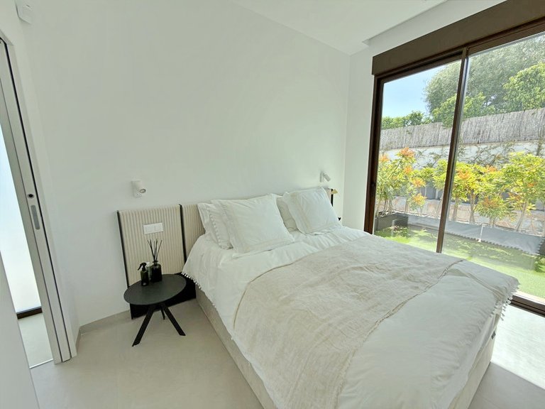 Villa for Sale in Las Colinas Golf, Alicante 32