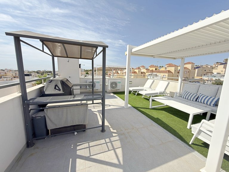 Villa for Sale in Blue Lagoon, Alicante 11