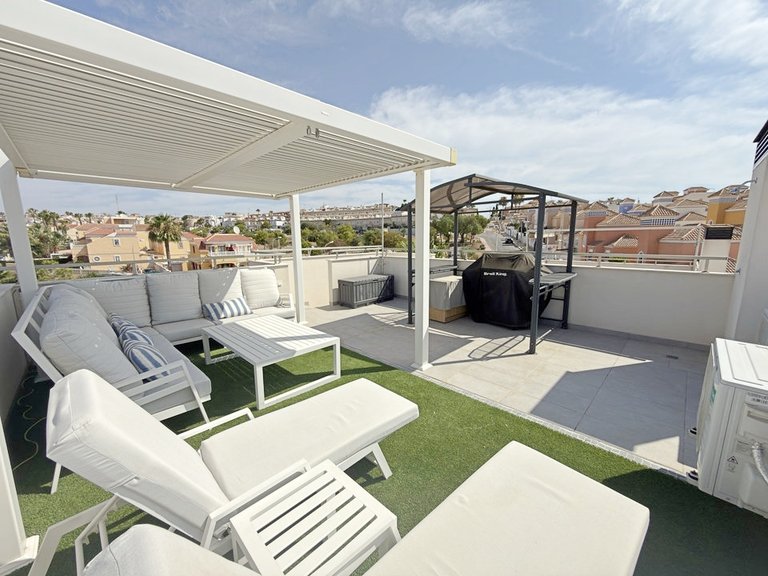 Villa for Sale in Blue Lagoon, Alicante 12