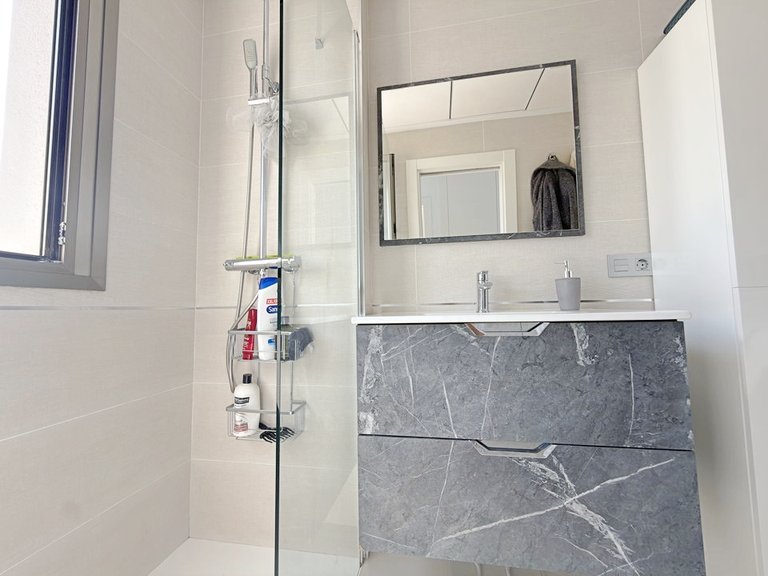 Villa for Sale in Blue Lagoon, Alicante 28