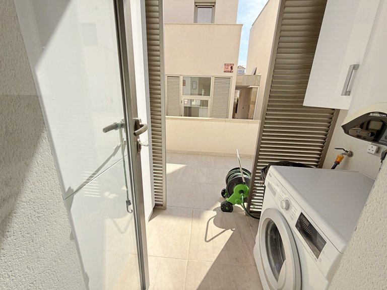 Villa for Sale in Blue Lagoon, Alicante 20