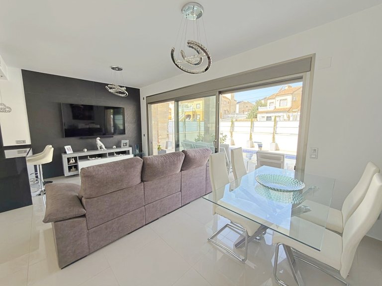 Villa for Sale in Blue Lagoon, Alicante 15