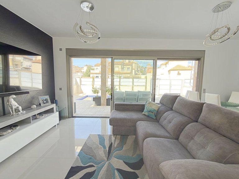 Villa for Sale in Blue Lagoon, Alicante 14