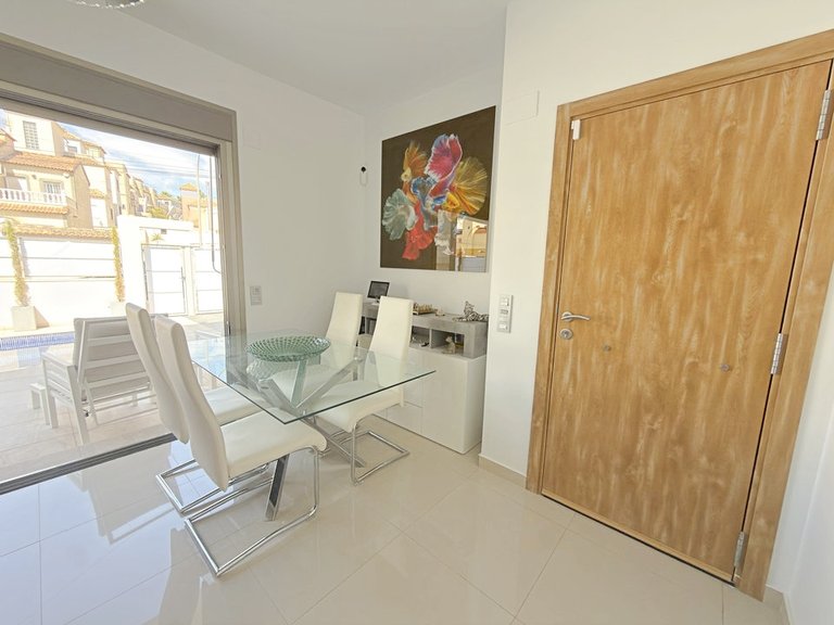 Villa for Sale in Blue Lagoon, Alicante 13