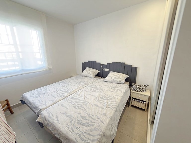 Apartment for Sale in Los Altos, Alicante 18