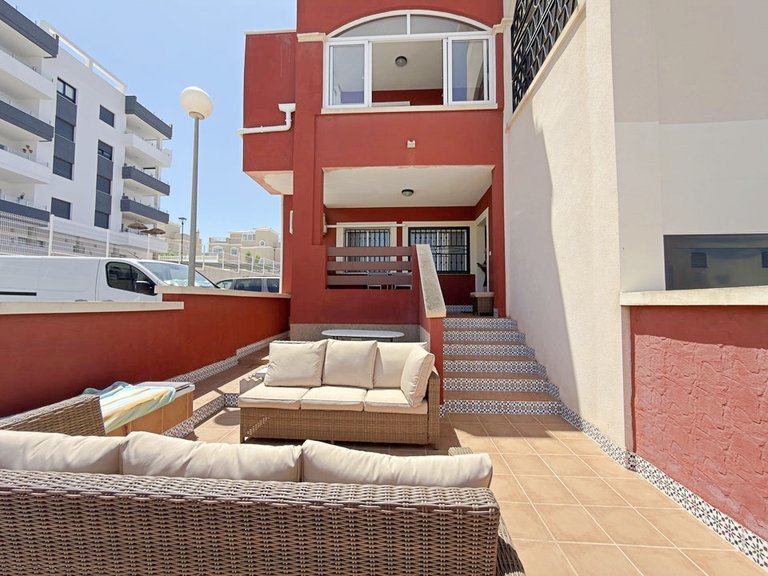 Apartment for Sale in Los Altos, Alicante 1