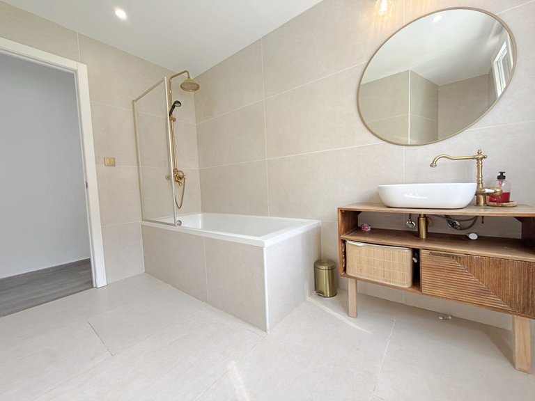 Villa for Sale in Villamartin, Alicante 21