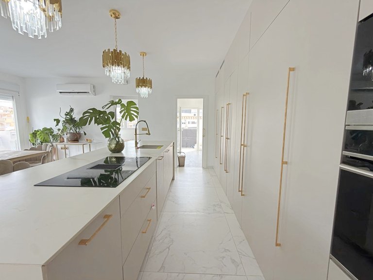 Villa for Sale in Villamartin, Alicante 13