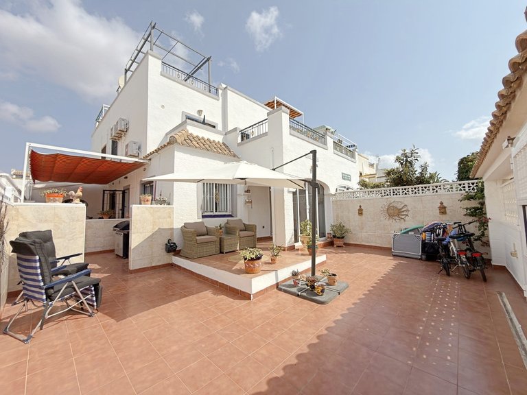 Town House for Sale in Torrevieja, Alicante 1
