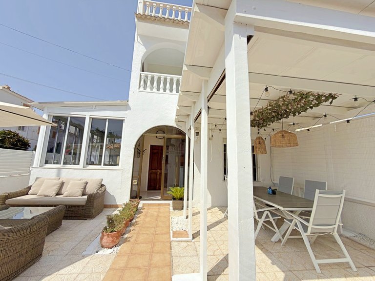 Town House for Sale in Torrevieja, Alicante 2