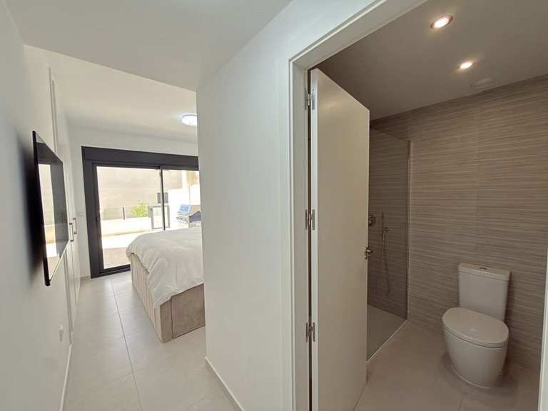 Apartment for Sale in Villamartin, Alicante 14