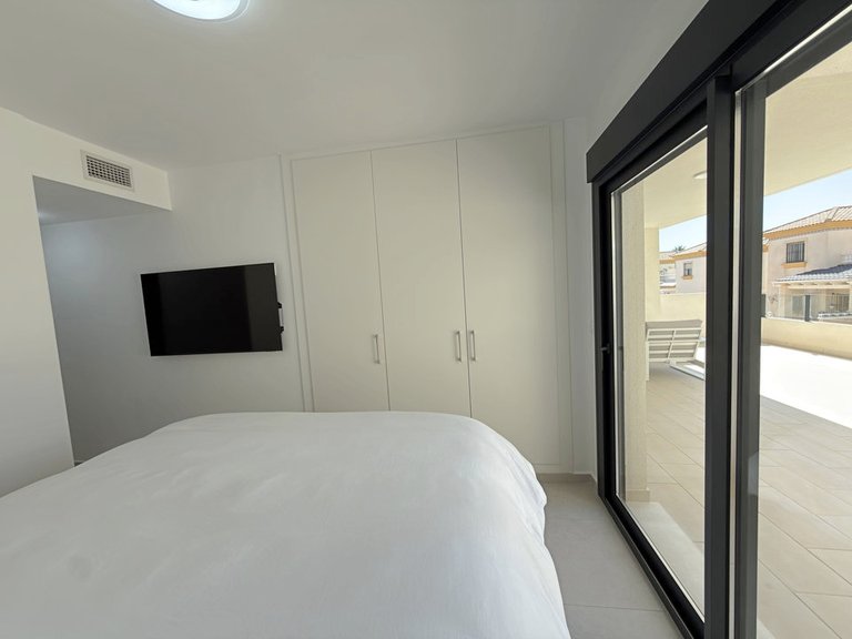 Apartment for Sale in Villamartin, Alicante 18