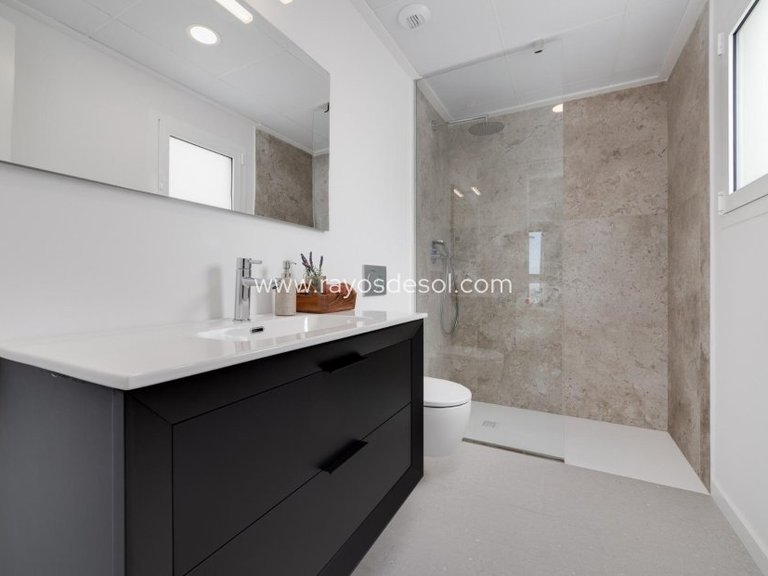 Villa for Sale in Mutxamel, Alicante 11