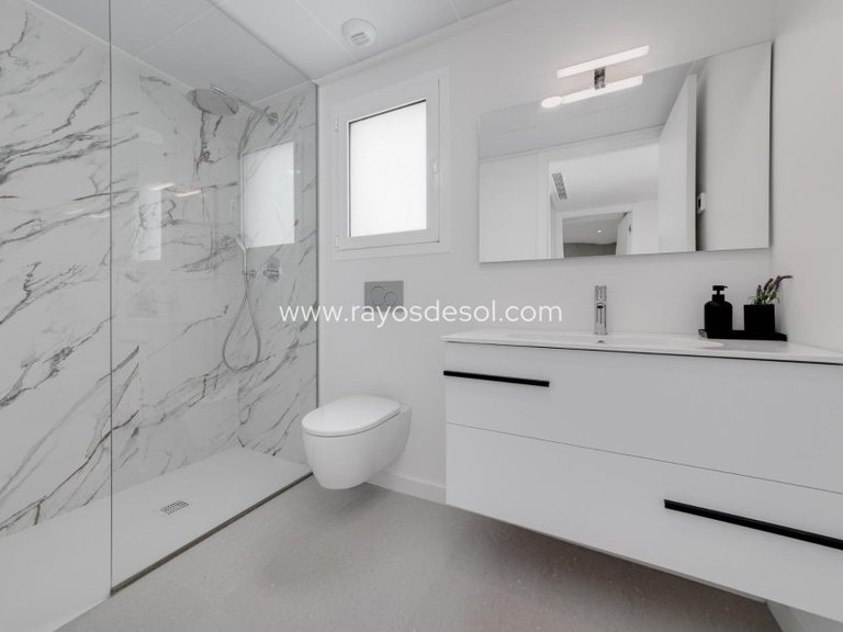 Villa for Sale in Mutxamel, Alicante 16