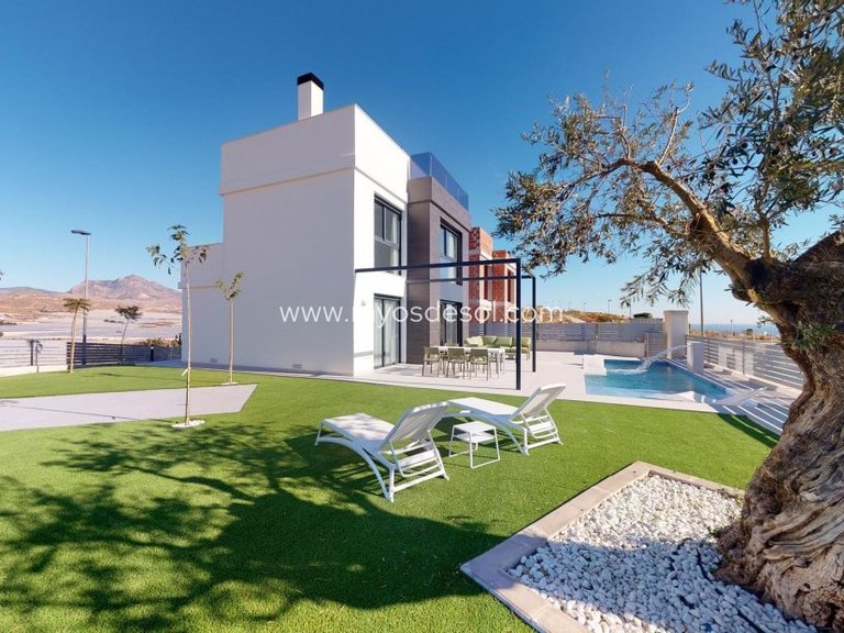 Villa for Sale in Mutxamel, Alicante 36