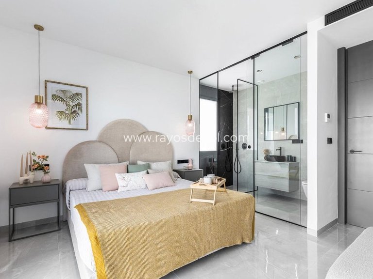 Villa for Sale in Torrevieja, Alicante 31