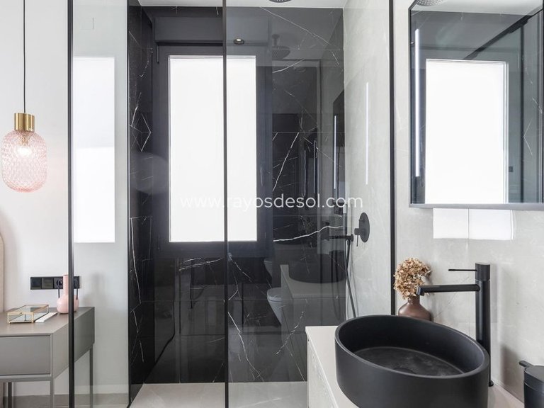 Villa for Sale in Torrevieja, Alicante 35