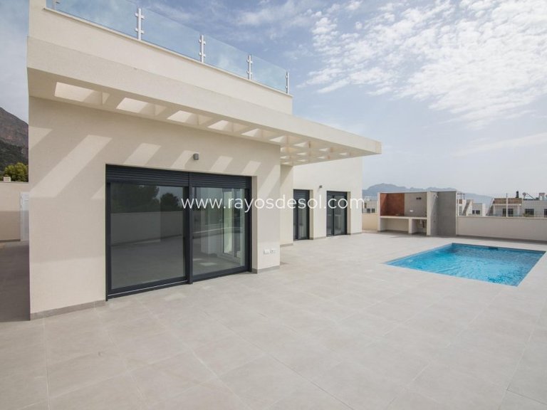 Villa for Sale in Polop, Alicante 5